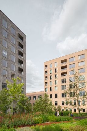 5Tracks Mixed-use District