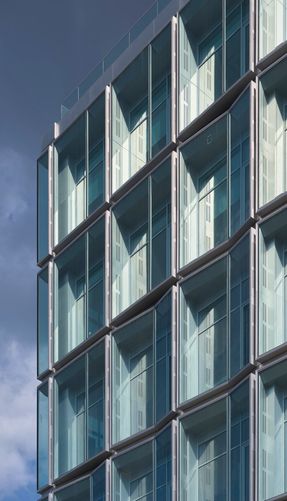 Quartz Plaza