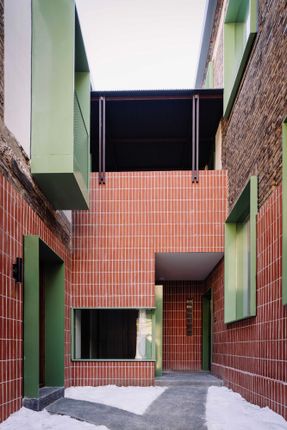 Jiuguo Courtyard Inn