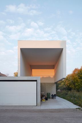 Arthur Residence
