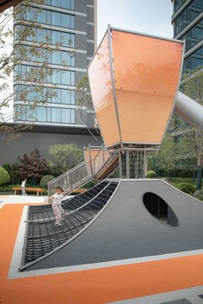 Traditional Chinese Aesthetic Children's Space Under Kongming Lantern