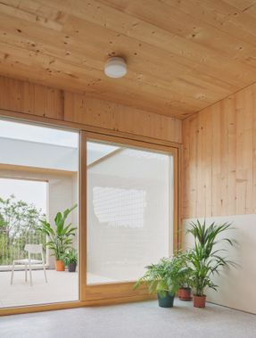Shelter For Homeless Women In Barcelona