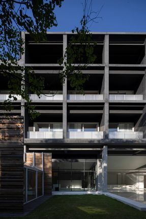Noxbase Hotel