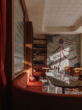 Barbara Bar And Restaurant