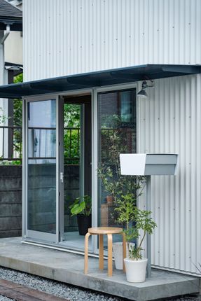 Chigasaki House