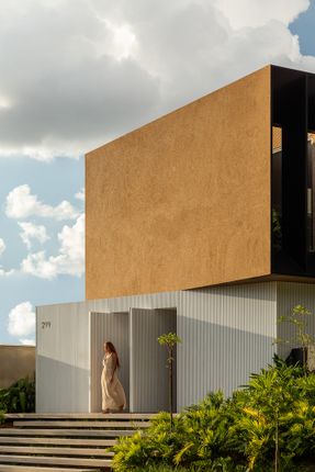 Buritis House