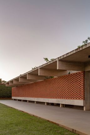 Lima House