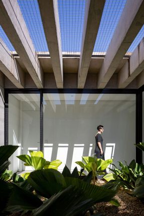 Lima House