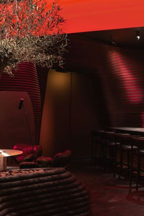 Myata Platinum Lounge And Restaurant