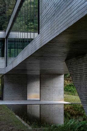 Wudang Mountain Visitor Center