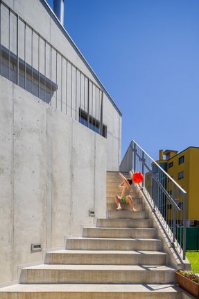 Swisshouse XL