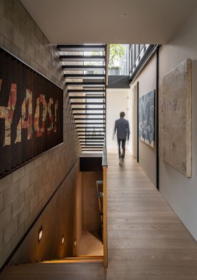 Manhattan Beach Residence