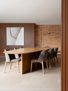 House Aura