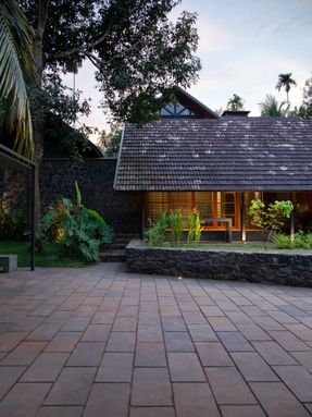Residence At Edavanna