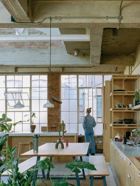 Earthrise Studio