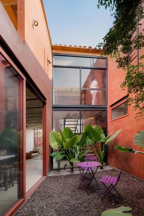 House Roja