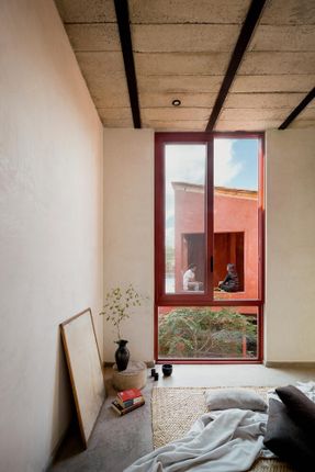 House Roja
