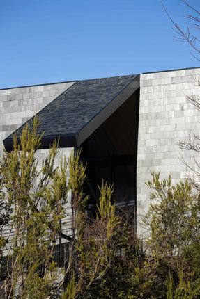 Uan House