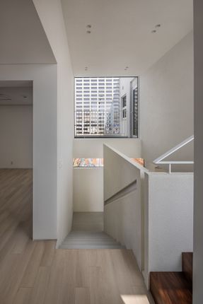 Naju White House