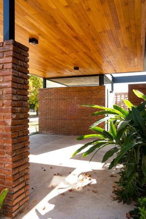 House Mm