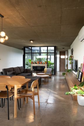 House Mm