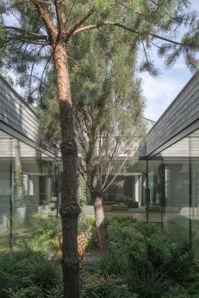 Multi-Unit House