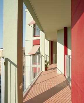 Illa Glòries Social Housing