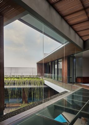 Atarashii House