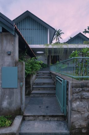 Teal House