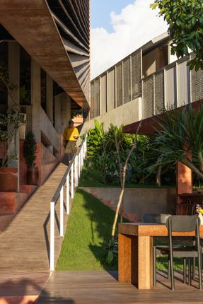 Set N Rise Bali Restaurant