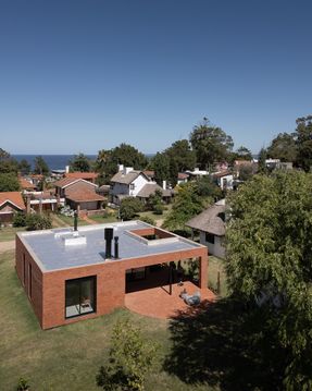 pRoA House