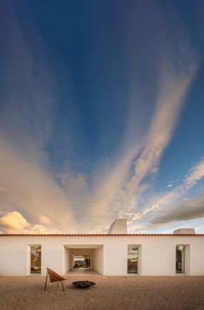 Monte Alvo House