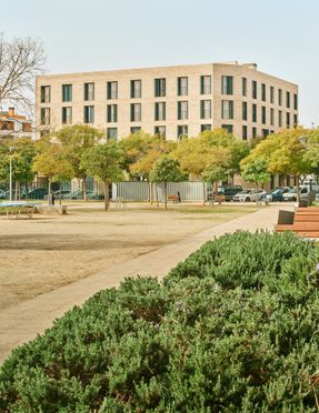 30+8 Social Housing Units On Josep Togores Street