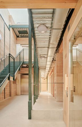 30+8 Social Housing Units On Josep Togores Street