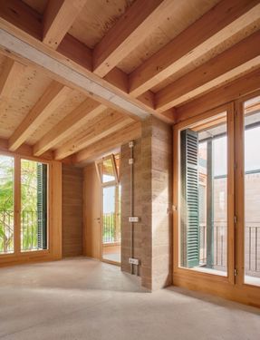 30+8 Social Housing Units On Josep Togores Street