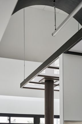 Traces Of Light Indoor Golf Course