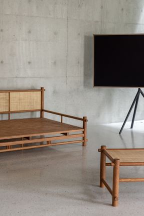 Vertical Tube House - Kam And Ly House