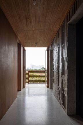 Vertical Tube House - Kam And Ly House