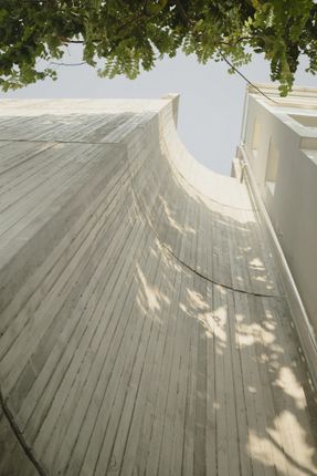 Vertical Tube House - Kam And Ly House