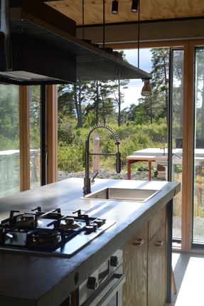 Savannah House and Savannen Pavilion