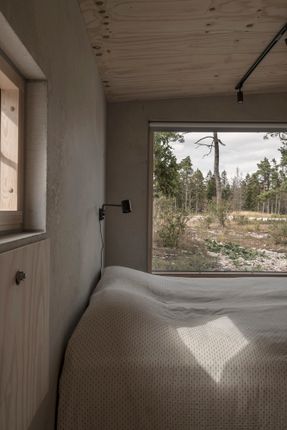 Savannah House and Savannen Pavilion