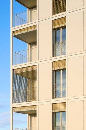 67-unit Social Housing Building In Illa Glòries