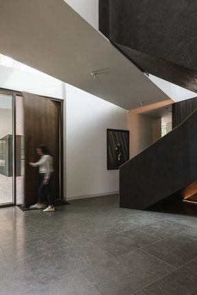 Weavers - Seer Green House