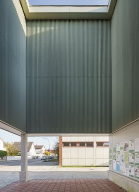 Neighborhood Center Augustin