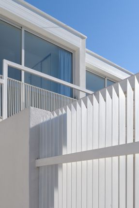 Complejo Habitacional Y Comercial Camellia