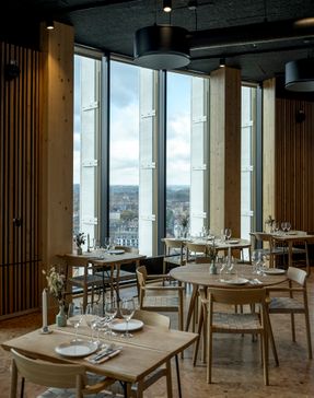 Træ High-rise Building