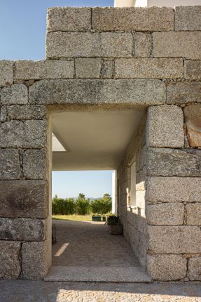 House In Mesão Frio