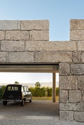 House In Mesão Frio