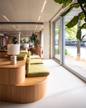 Staal-Kade Office Building Transformation