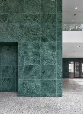 Staal-Kade Office Building Transformation